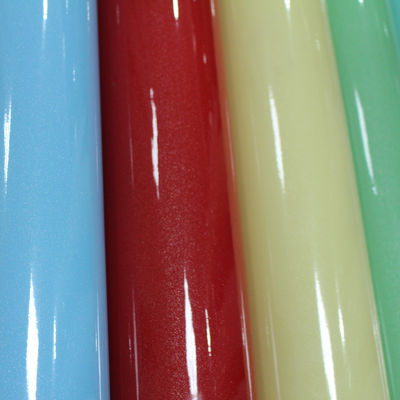 Película de PVC decorativa de vinilo de alto brillo para mejorar la decoración interior del hogar.